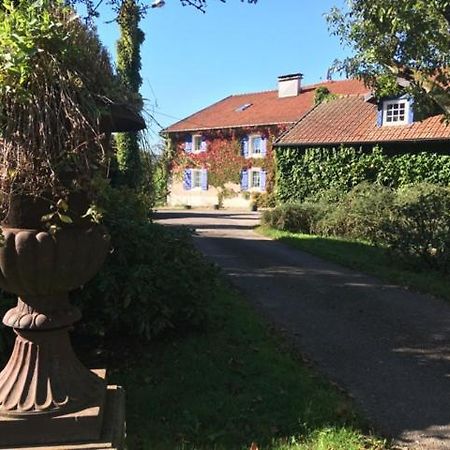 Gite Et Roulotte Dans Les Vosges Remiremont Bagian luar foto